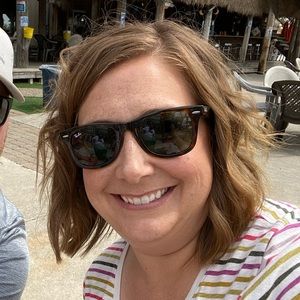 Meet your Posher, Kari